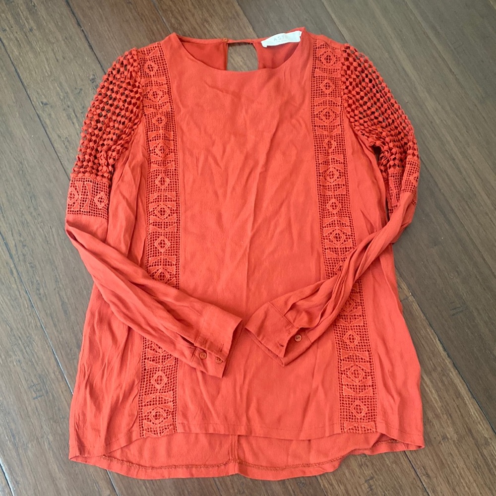 Burnt orange ASTR blouse with crochet/lace XS